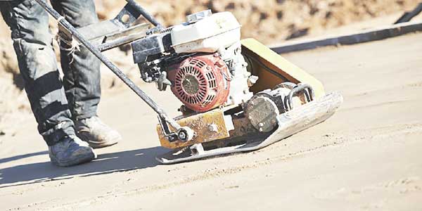 Grond stabiliseren voor klinkerwerken