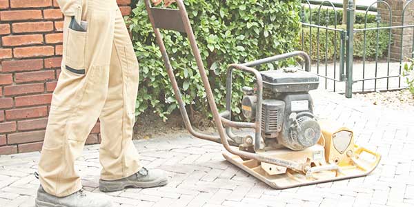 aantrillen van klinkerwerken