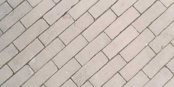 Klinkers leggen in halfsteensverband