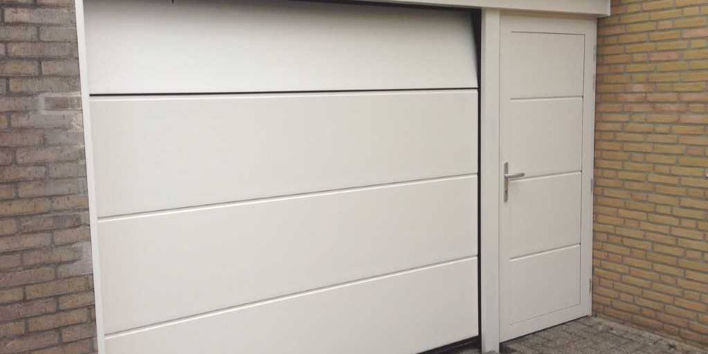 kunststof sectionale garagepoort