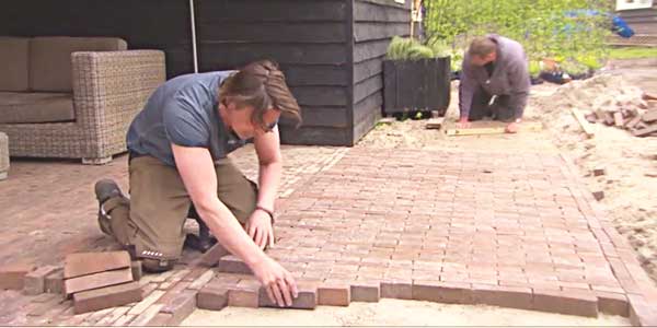 klinkers terrastegels leggen